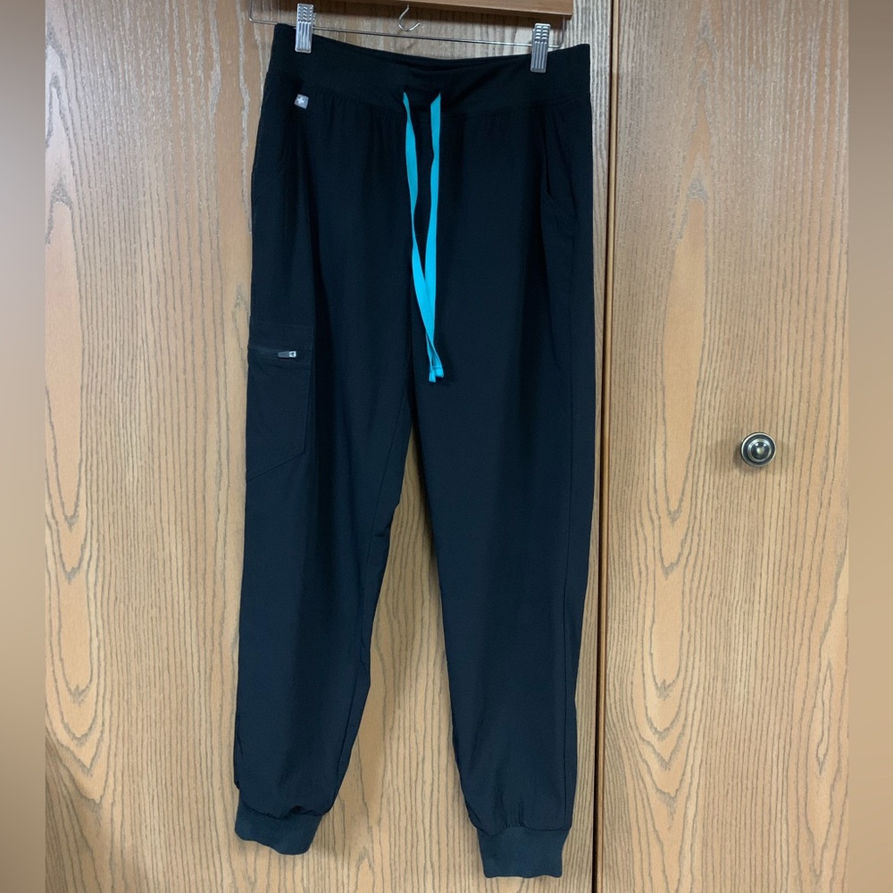 FIGS FREEx™ - Black - Zamora Pants, Small